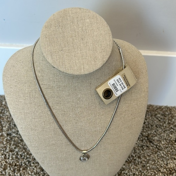 Anthropologie Crystal Oval Pendant Necklace NEW with Tags - Picture 5 of 5